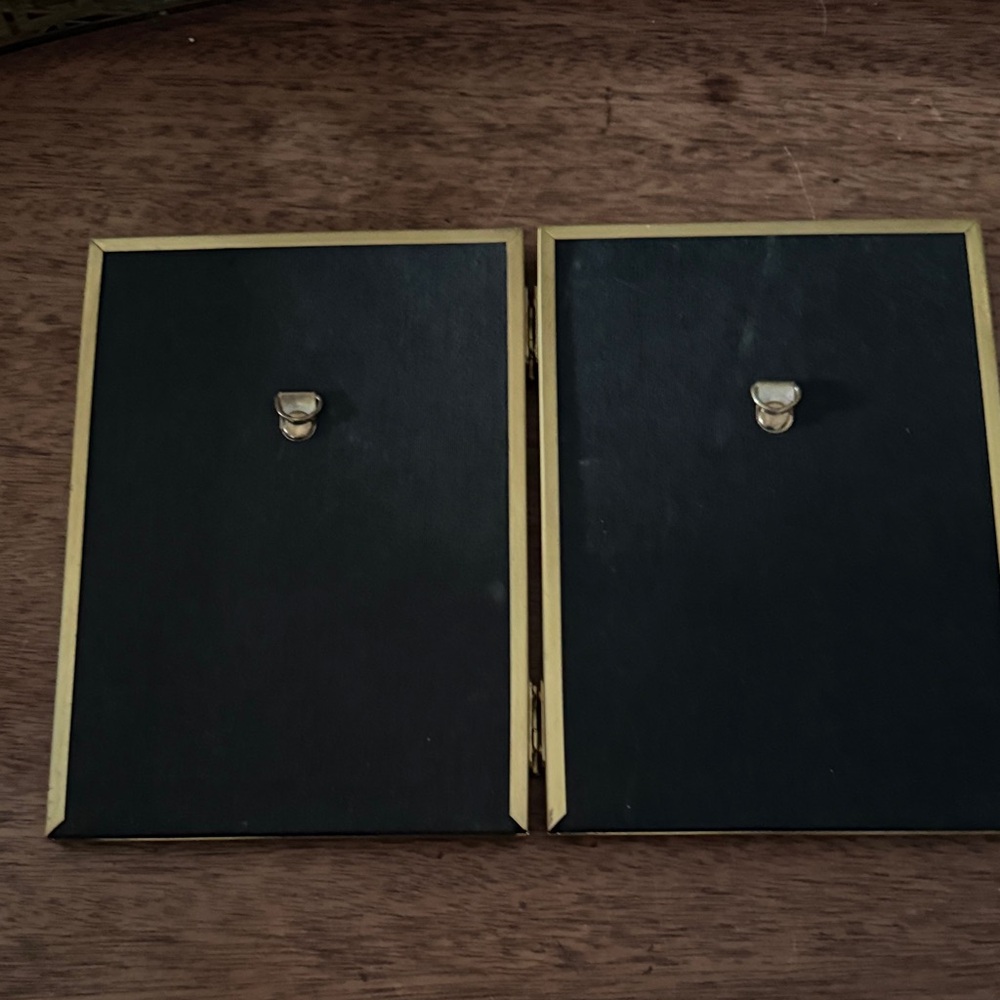 Solid Brass Vintage Gold Double Picture Frame - Picture 4 of 5
